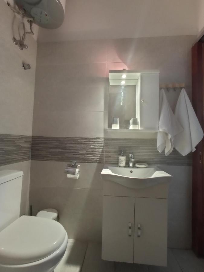 Dora Apartment By Hotelius إيبسوس المظهر الخارجي الصورة